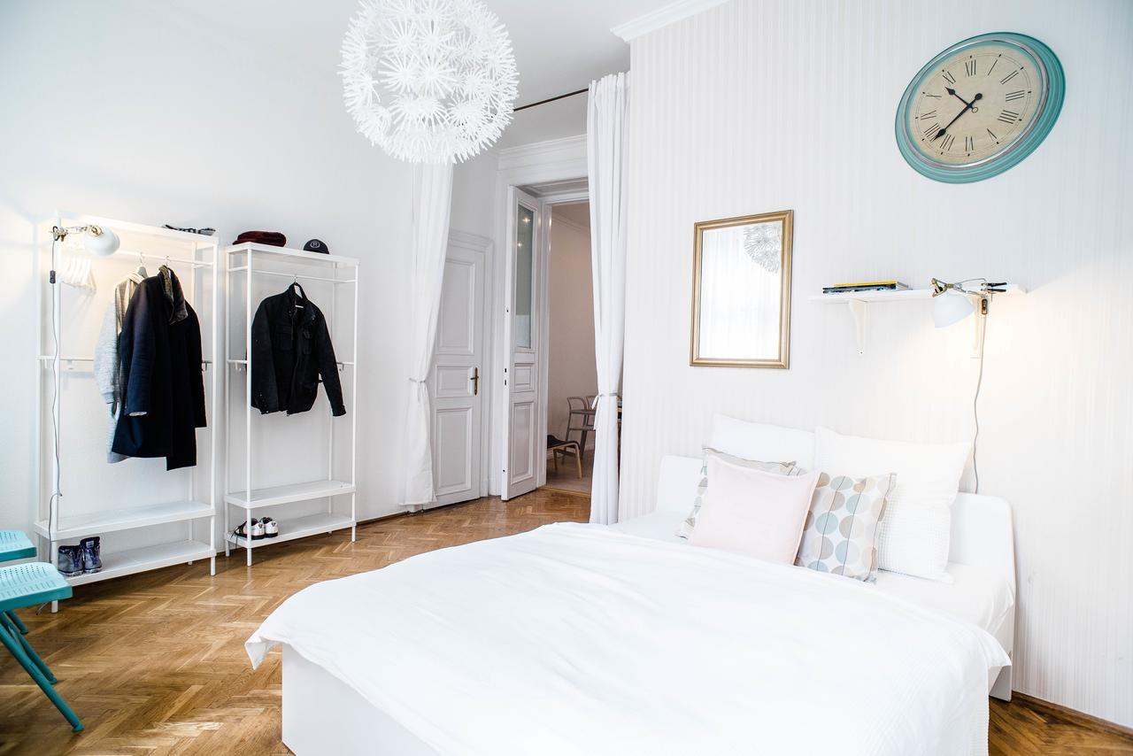 Nine Trees Apartment บูดาเปสต์ ภายนอก รูปภาพ