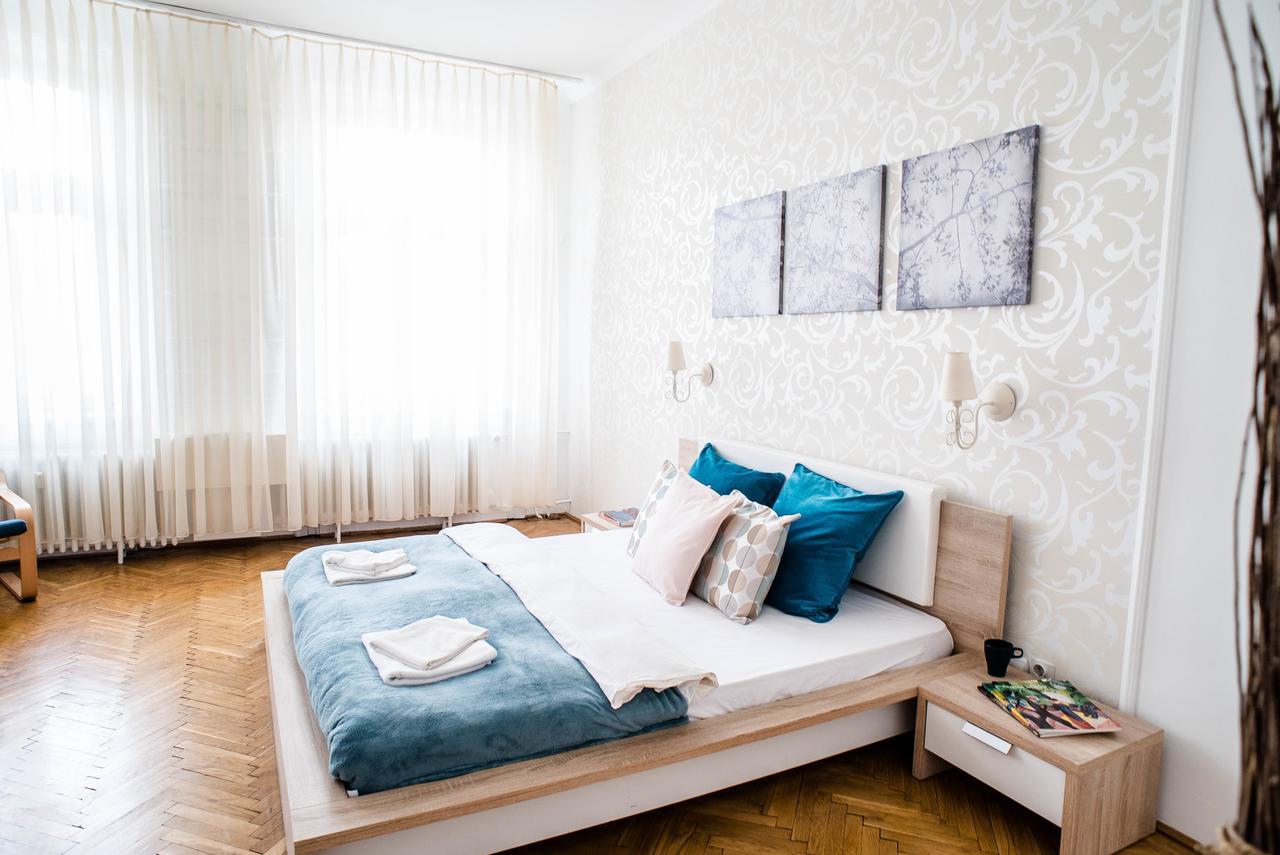 Nine Trees Apartment บูดาเปสต์ ภายนอก รูปภาพ