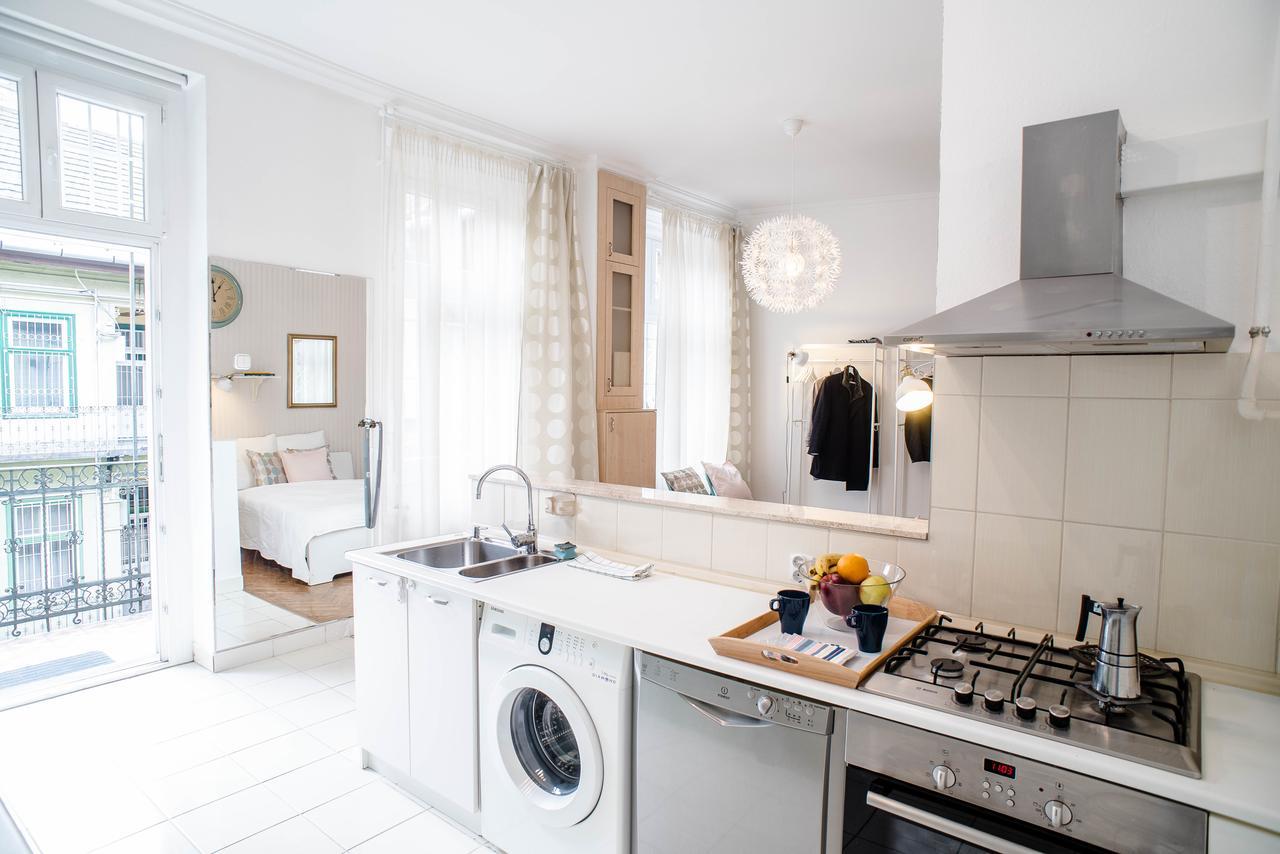 Nine Trees Apartment บูดาเปสต์ ภายนอก รูปภาพ