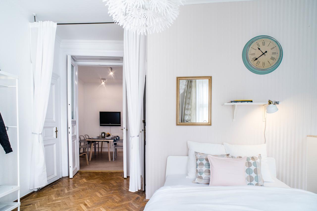 Nine Trees Apartment บูดาเปสต์ ภายนอก รูปภาพ
