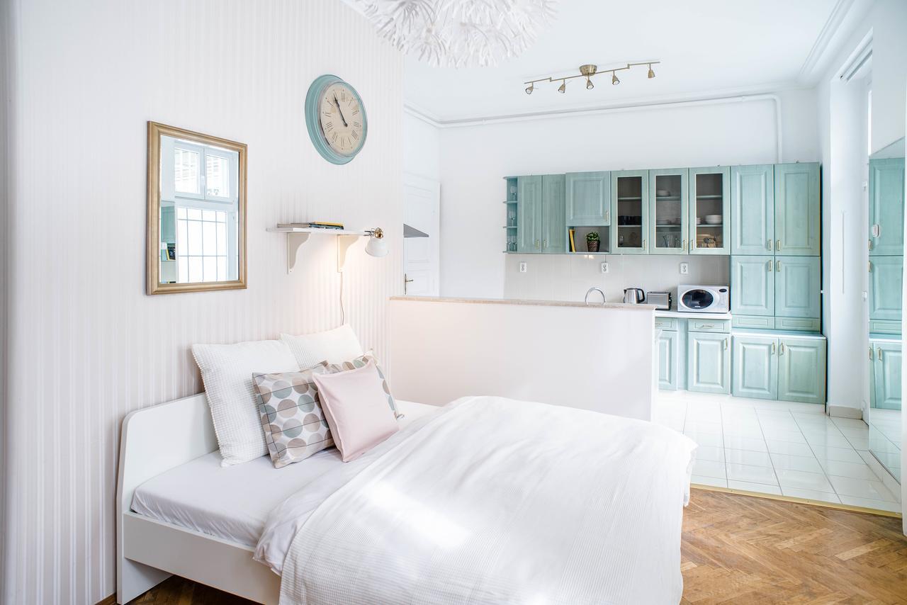Nine Trees Apartment บูดาเปสต์ ภายนอก รูปภาพ